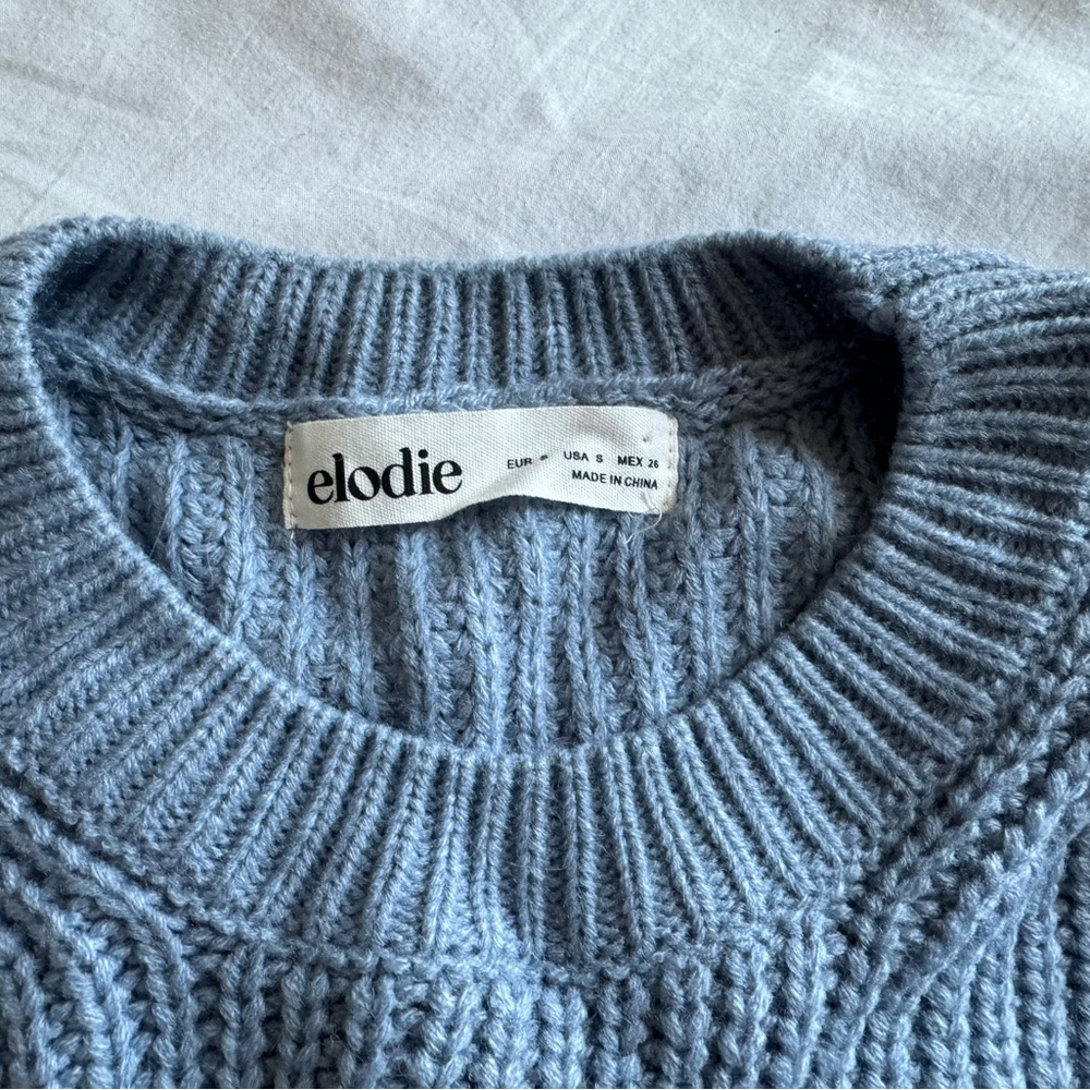 Blue sweater - Picture 2 of 4